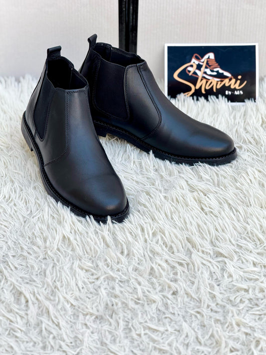 Black Cow Leather Chelsea boots Leather Black casual chelsea 
Premium Quality ☑️